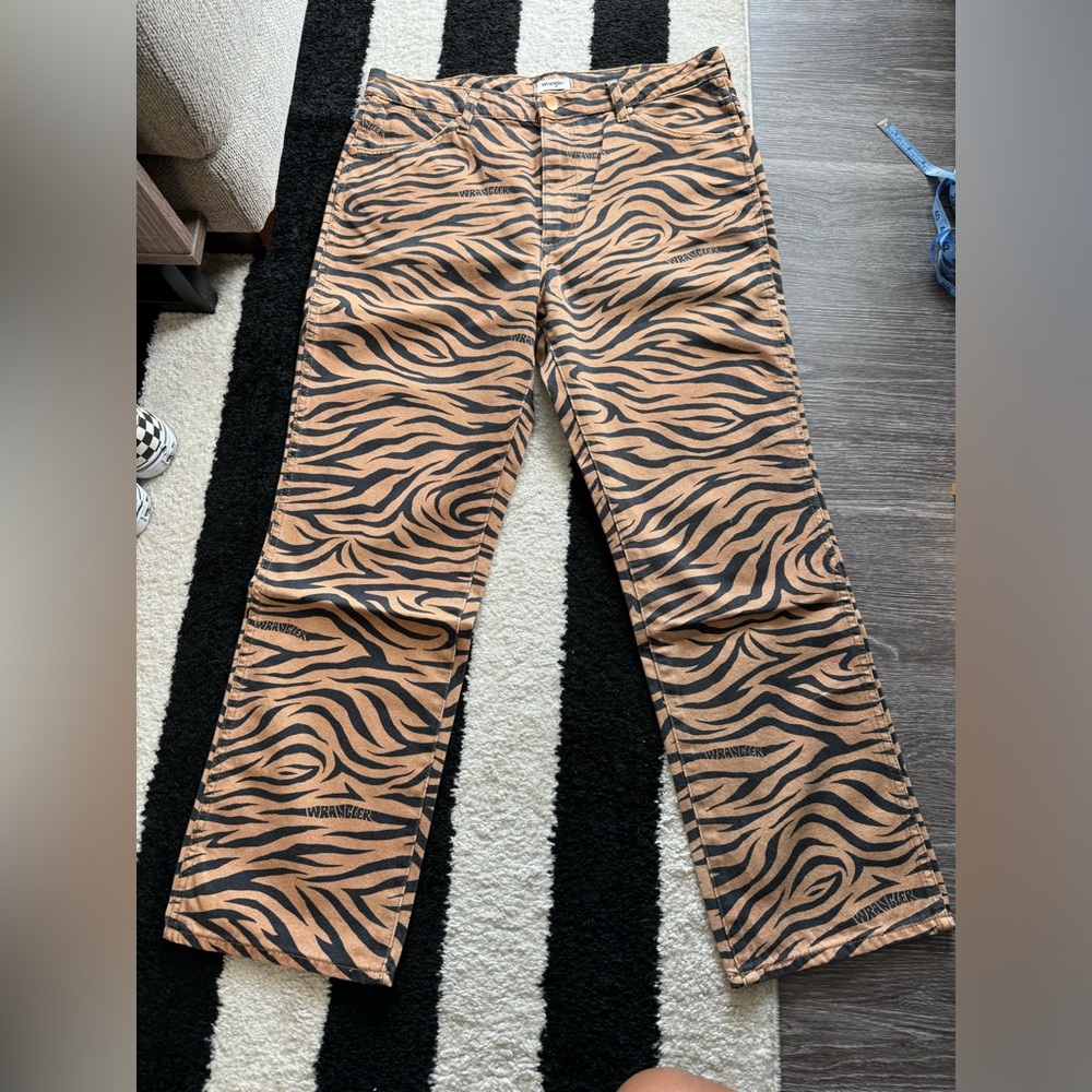 Wrangler straight leg zebra print jeans